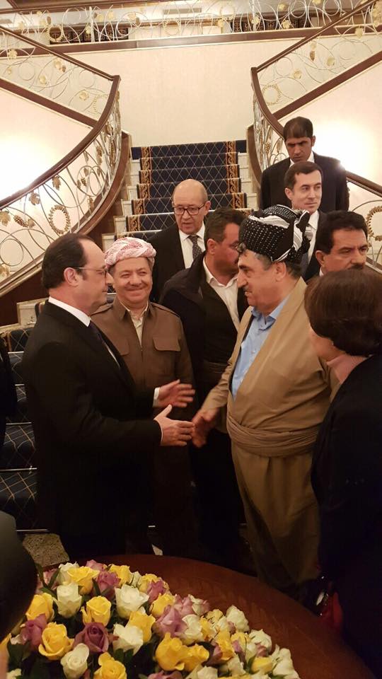 به‌ وێنه‌.. به‌شدارى محه‌ممه‌دى حاجى مه‌حموود له‌ ميواندارى سه‌رۆكى فه‌ره‌نسا ببينه‌